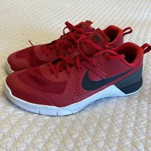 MENS US 9 Nike FLYWIRE in perfect condition